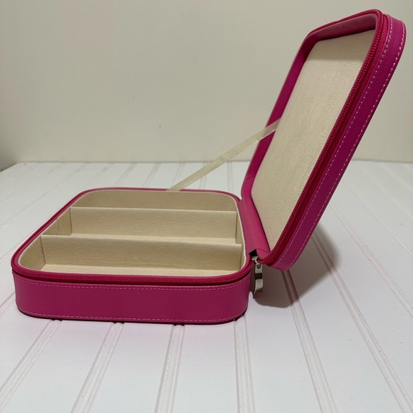 Hot Pink Sunglasses Case - Picture 3 of 4